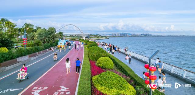 東莞濱海灣新區擁有優美的自然生態，圖為交椅灣東海岸的美景。
