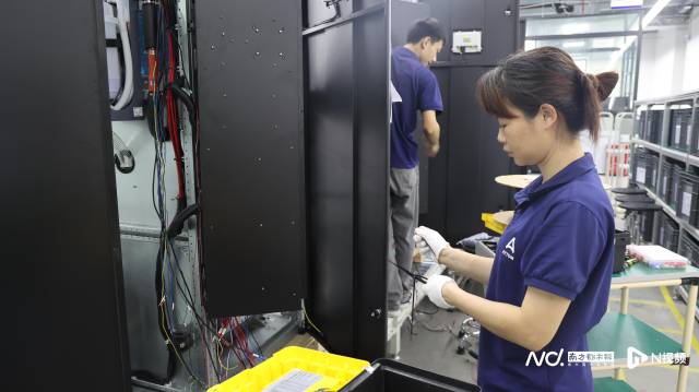 來到東莞濱海灣新區，深圳安騰創新科技有限公司迅速投入生產。