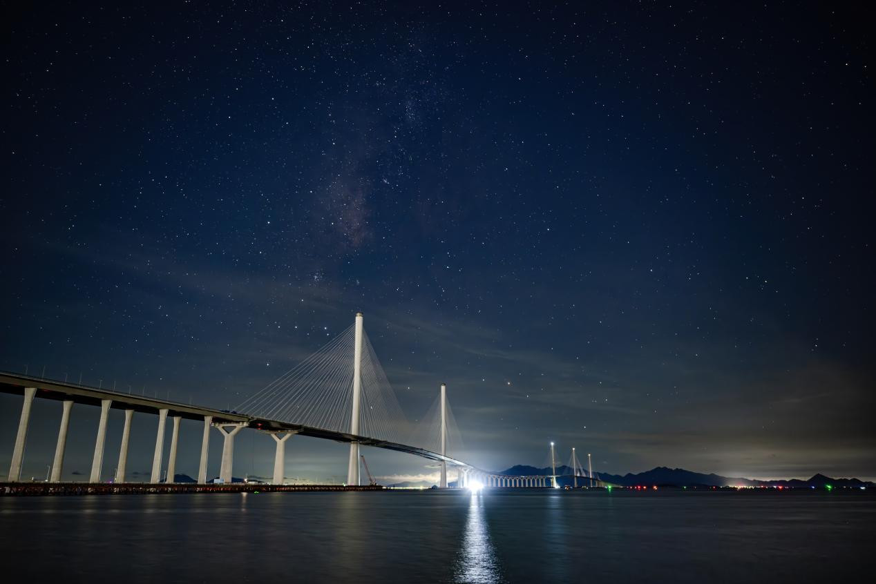 黃茅海大橋夜景（攝影：郝笑天）