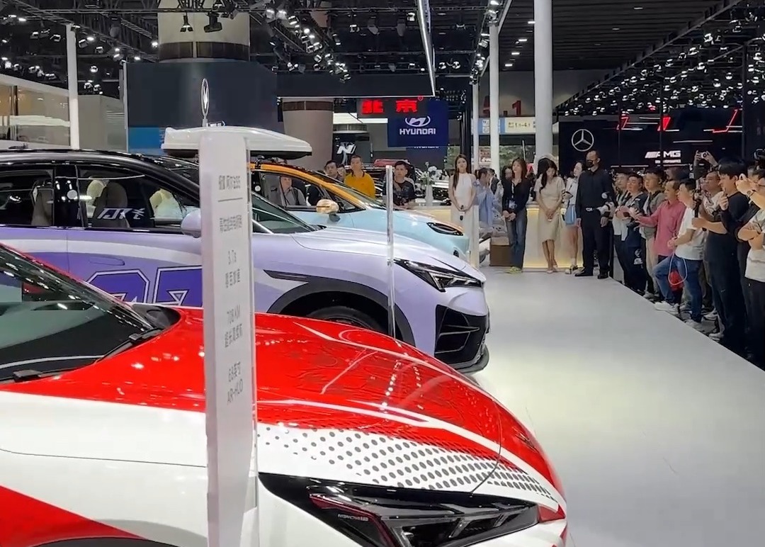 灣區(qū)三分鐘｜深度逛車展 “首舞臺”秀出哪些“新風(fēng)向”？