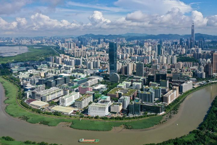 俯瞰河套深港科技創(chuàng)新合作區(qū)深圳園區(qū)（2023年8月23日攝，無人機照片）。新華社記者 梁旭 攝