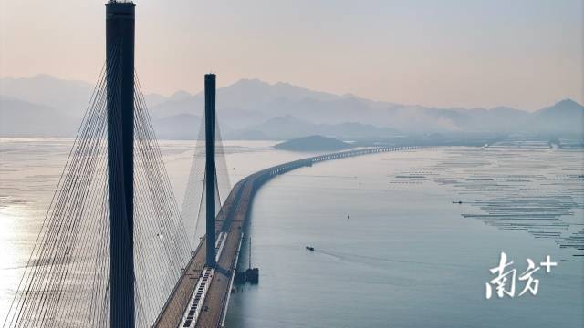 黃茅海大橋。南方+楊興樂(lè) 攝