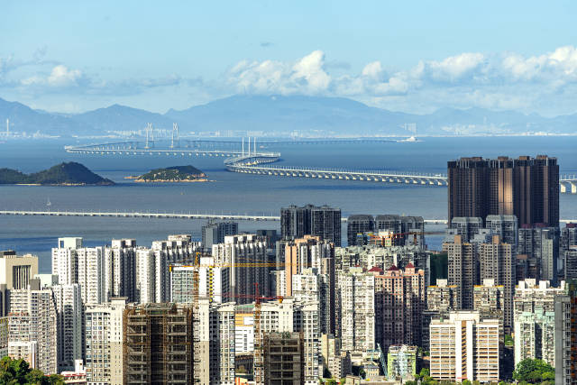 粵港澳大灣區(qū)諸城不斷突破地理界限，城市邊界日益模糊甚至趨于“消失”，看起來如同一座城市。來源：視覺中國