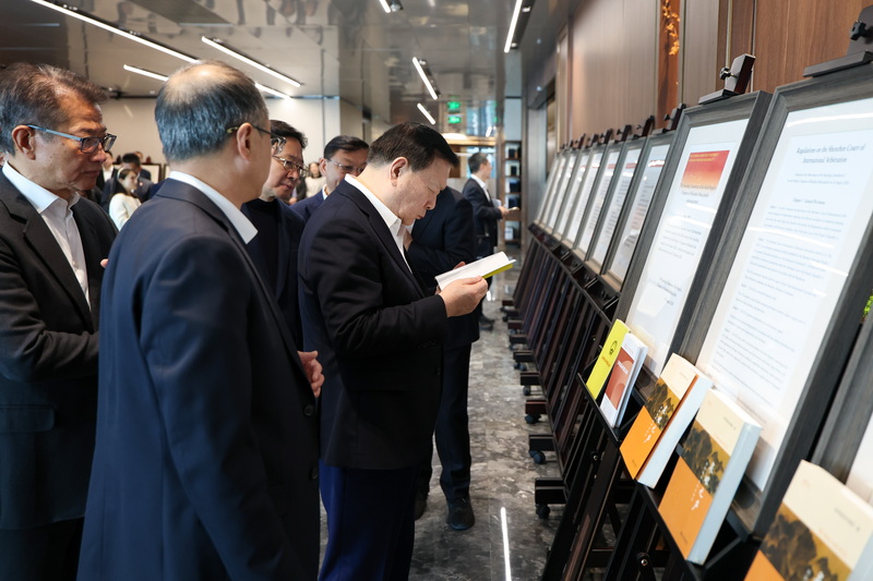 夏寶龍考察深圳國(guó)際仲裁院 夏寶龍考察深圳國(guó)際仲裁院