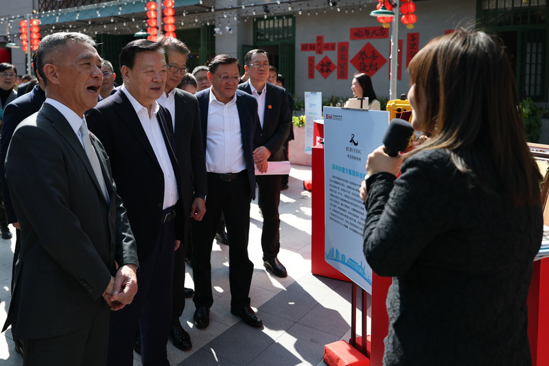 夏寶龍考察前海深港青年夢(mèng)工場(chǎng) 夏寶龍考察前海深港青年夢(mèng)工場(chǎng)