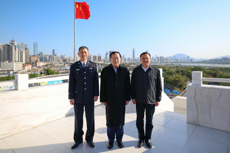 夏寶龍調(diào)研皇崗口岸 夏寶龍調(diào)研皇崗口岸