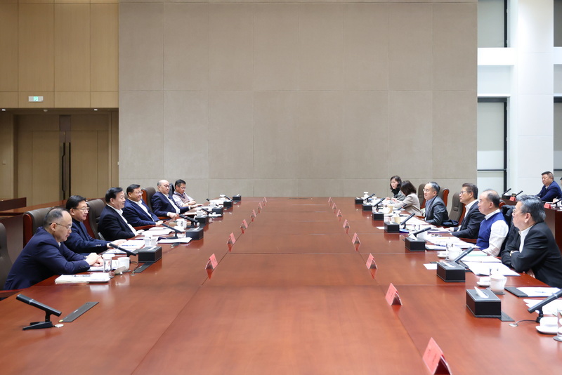 夏寶龍?jiān)谇昂V鞒终匍_(kāi)座談會(huì) 夏寶龍?jiān)谇昂V鞒终匍_(kāi)座談會(huì)