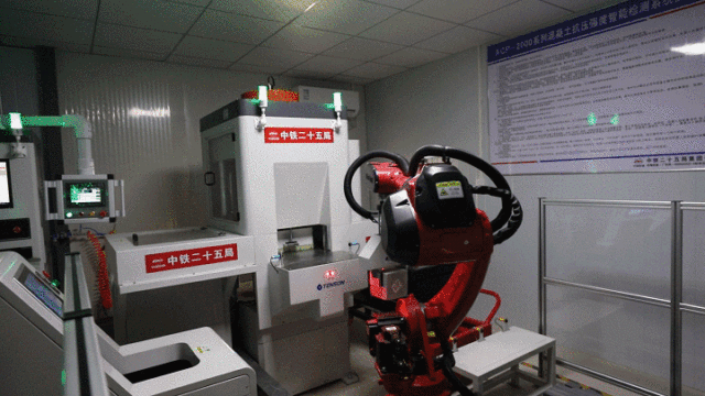 起猛了！機器人在大灣區修高鐵了