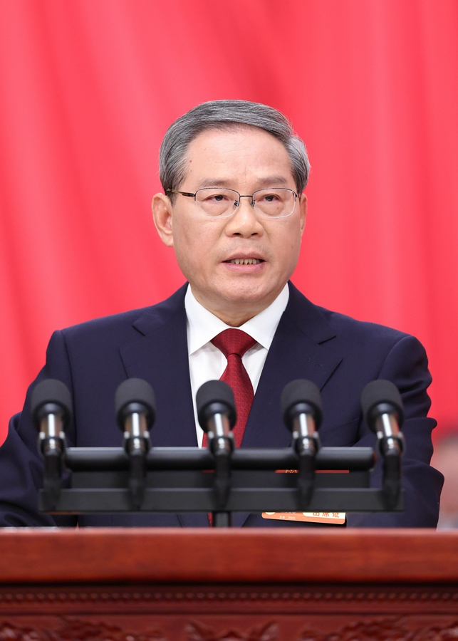 3月5日上午,第十四屆全國人民代表大會第三次會議在北京人民大會堂開幕。國務院總理李強作政府工作報告。新華社記者 劉彬 攝 3月5日上午,第十四屆全國人民代表大會第三次會議在北京人民大會堂開幕。國務院總理李強作政府工作報告。新華社記者 劉彬 攝