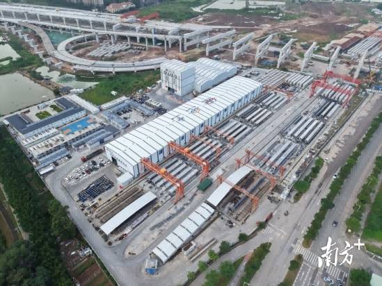 獅子洋通道T15合同段項(xiàng)目建設(shè)現(xiàn)場。