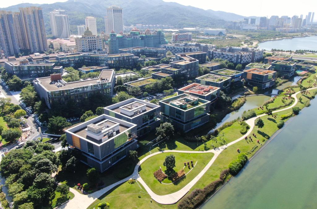  這是橫琴澳門青年創業谷（2024年11月26日攝，無人機照片）。新華社記者 鄧華 攝