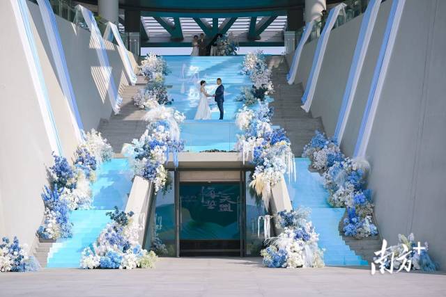 深中通道西人工島