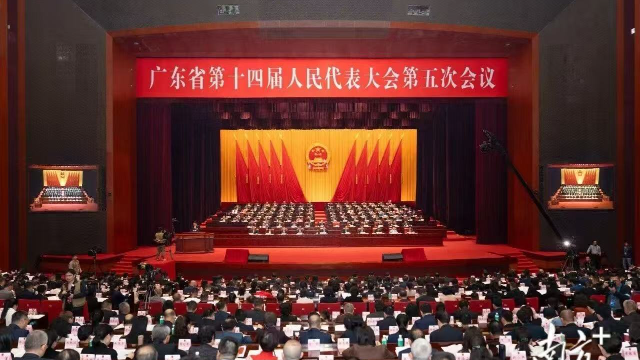 省十四屆人大五次會議開幕 省十四屆人大五次會議開幕
