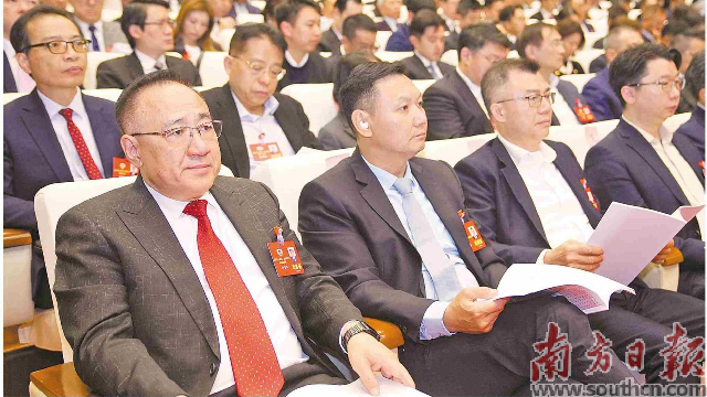 1月27日上午，廣東省政協(xié)十三屆四次會議舉行大會發(fā)言，18名省政協(xié)委員聚焦高質(zhì)量發(fā)展熱點(diǎn)話題建言獻(xiàn)策。