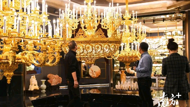 古鎮燈飾。 受訪者 供圖