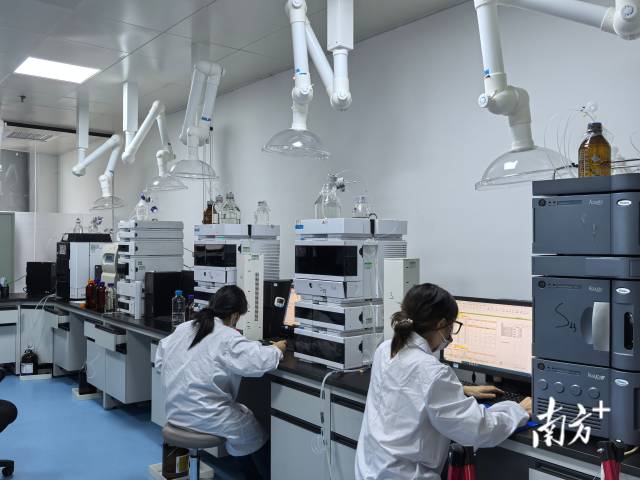 目前，9家B證企業中有5家在合作區建設實驗室。資料圖